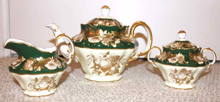 SP553 Teapot & Lid by Spode-1