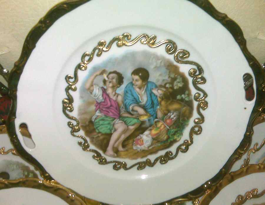 SLT394 Handled Cake Plate by Seltmann-1