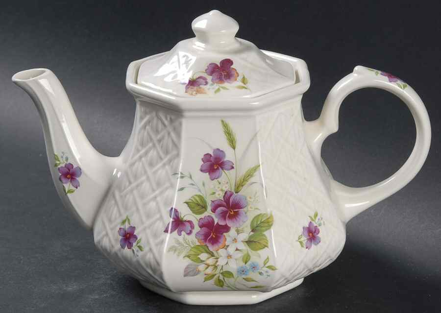 SA25 Teapot & Lid by Sadler-1