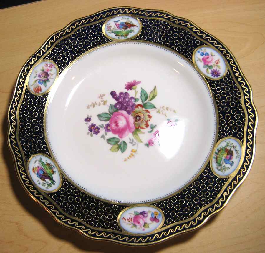 R7701D Luncheon Plate by Spode-1