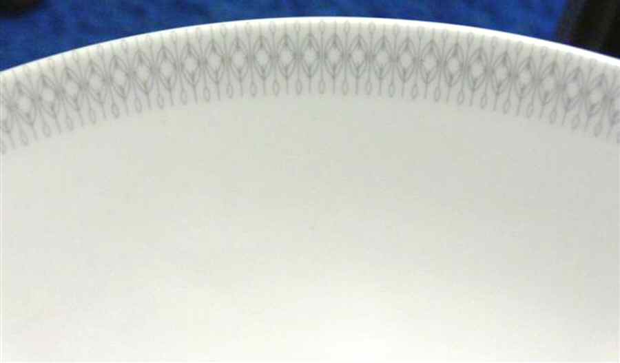 SCR142 Dinner Plate by Scherzer-1