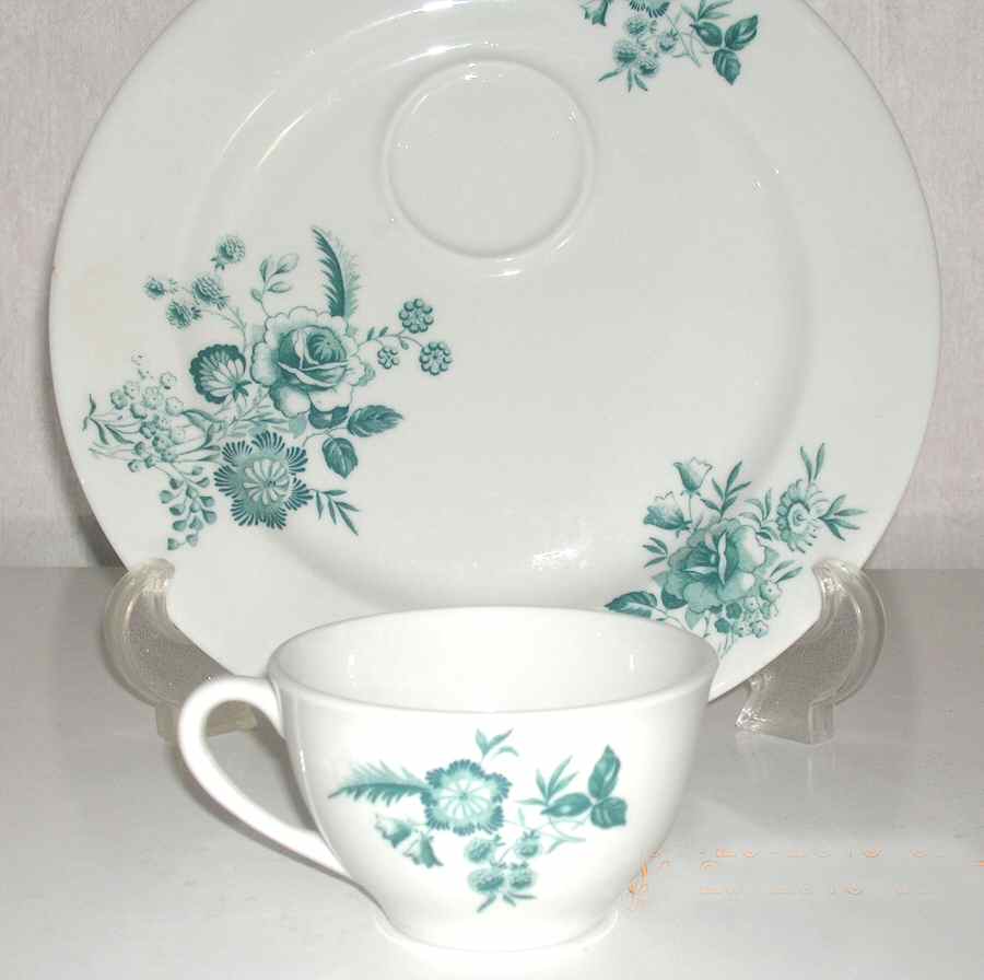 SHO336 Snack Plate & Cup Set by Shenango-1