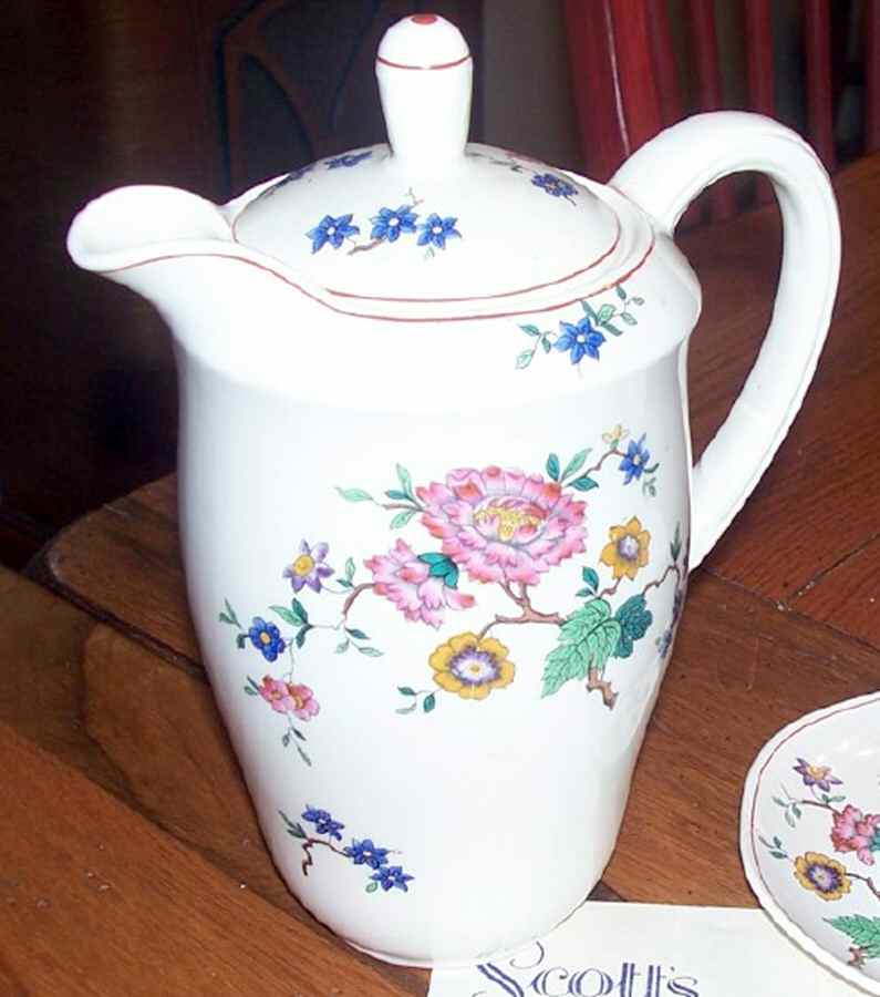 961 Coffee Pot & Lid by Spode-1