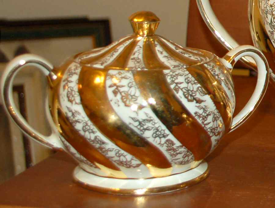 15398b Sugar Bowl & Lid by Sadler-1