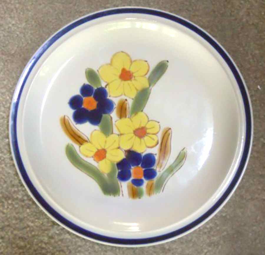 Buttercup Dinner Plate by Sango-1