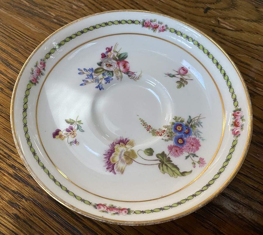 R3608 Saucer by Spode-1