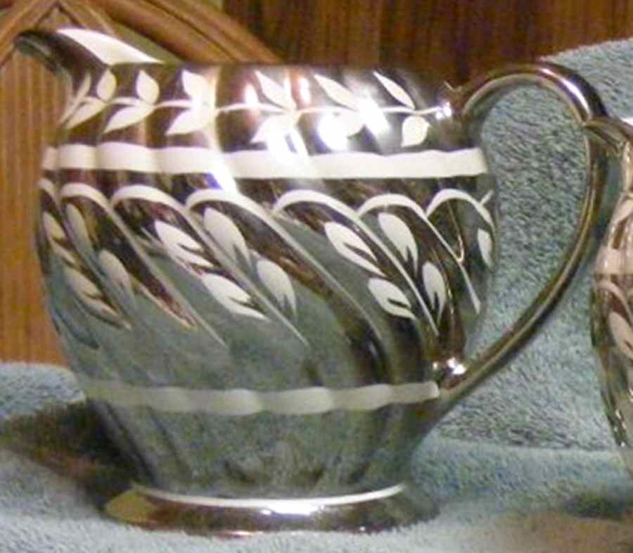 1601R 20 Oz Pitcher by Sadler-1
