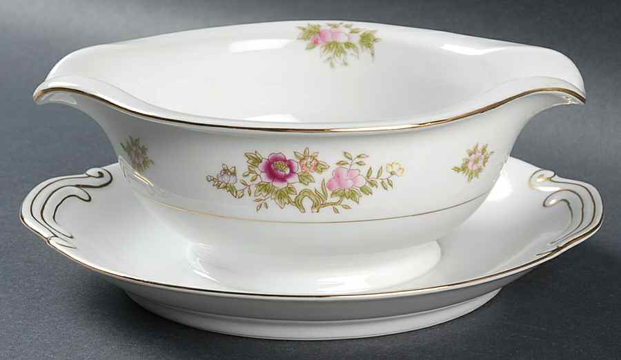 SON107 Gravy Boat with Attached Underplate by Sone-1