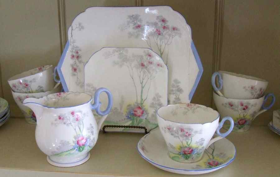 0143 (Cambridge) Flat Cup & Saucer Set by Shelley-1