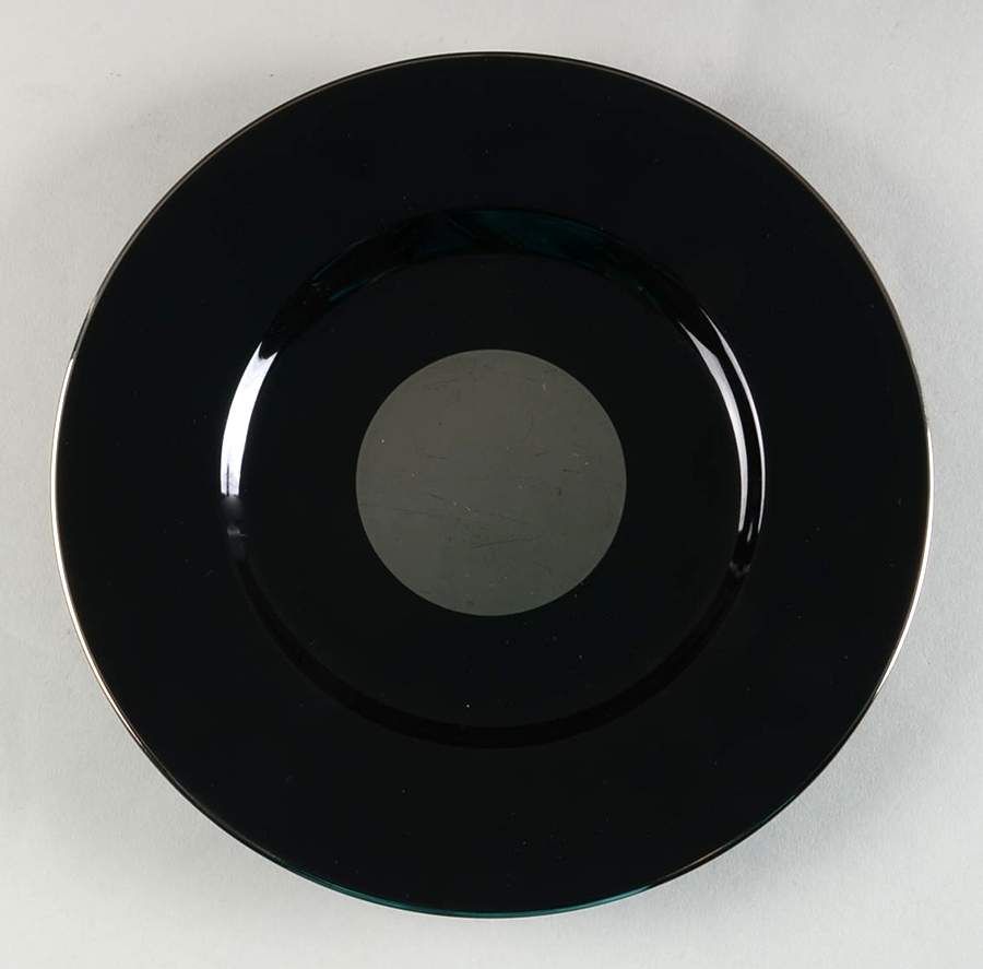 Lune Black Salad Plate by Sasaki-1