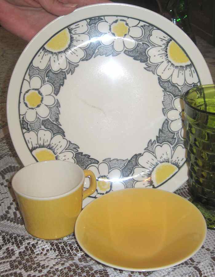 Bannockburn Collection Dinner Plate by Sundance-1