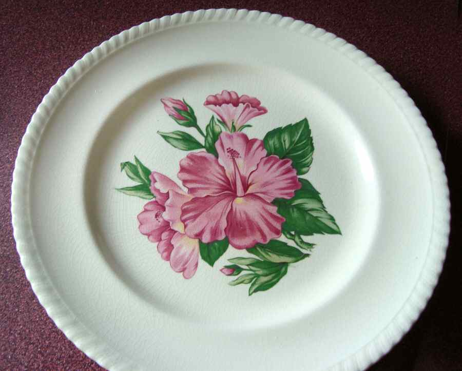 Hybiscus Dinner Plate by Sovereign Potters-1