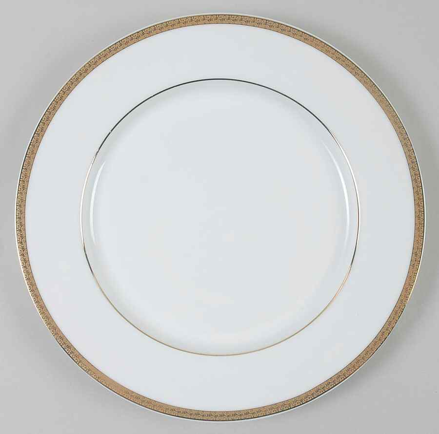 Laurel Dinner Plate by St Nicholas Square-1