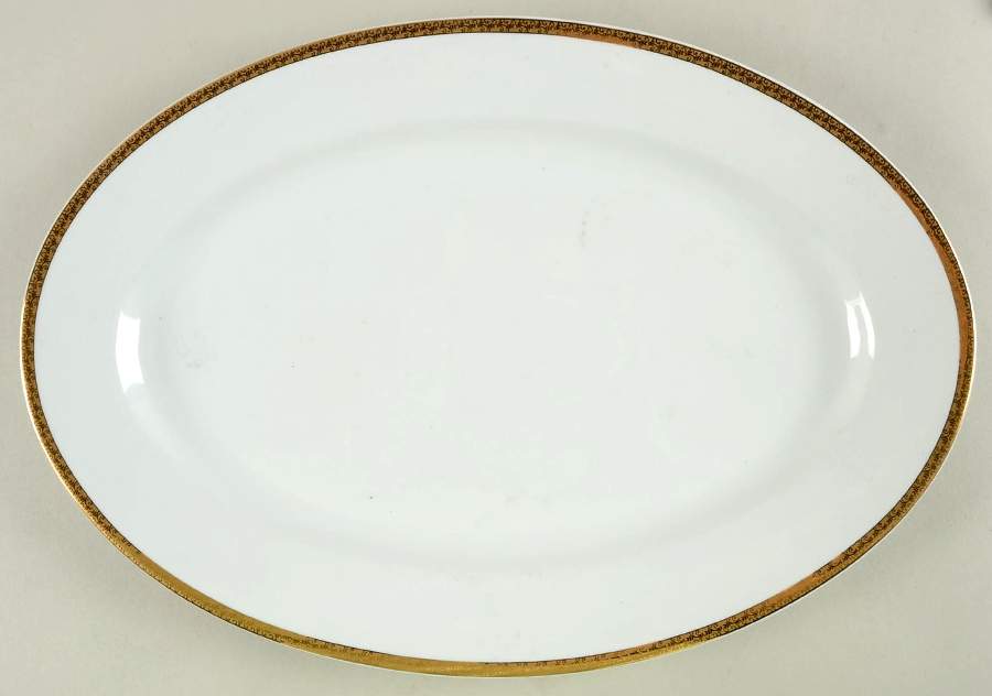 Laurel 16" Oval Serving Platter by St Nicholas Square-1