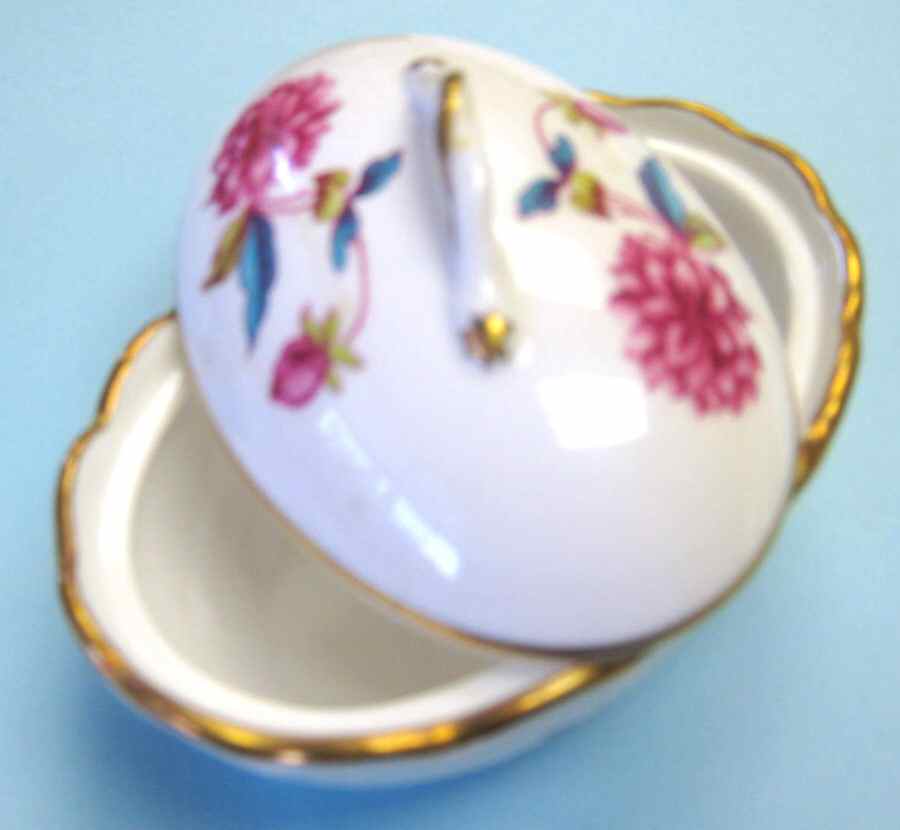 SPring Clover Oval Box & Lid by Spode-1