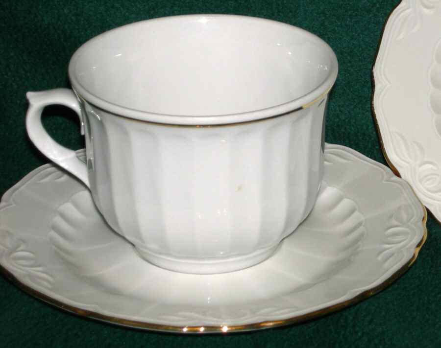 SXX7 Footed Cup & Saucer Set by Santa Clara (Spain)-1