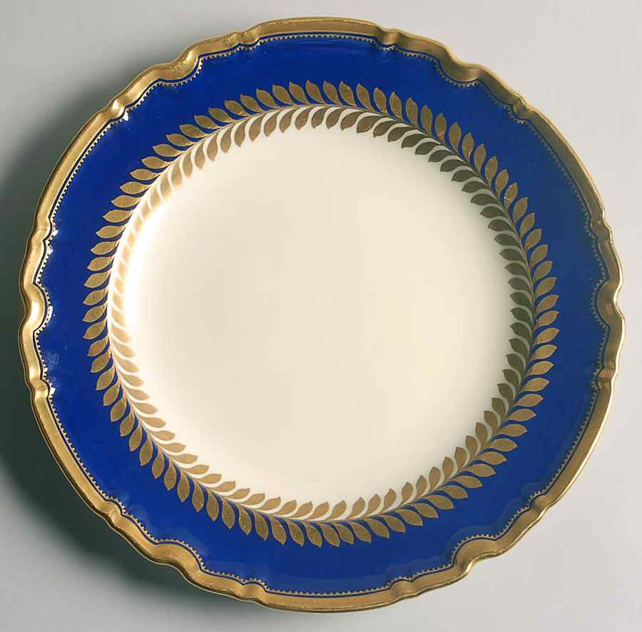 Y3843 Large Dinner Plate by Tiffany-1