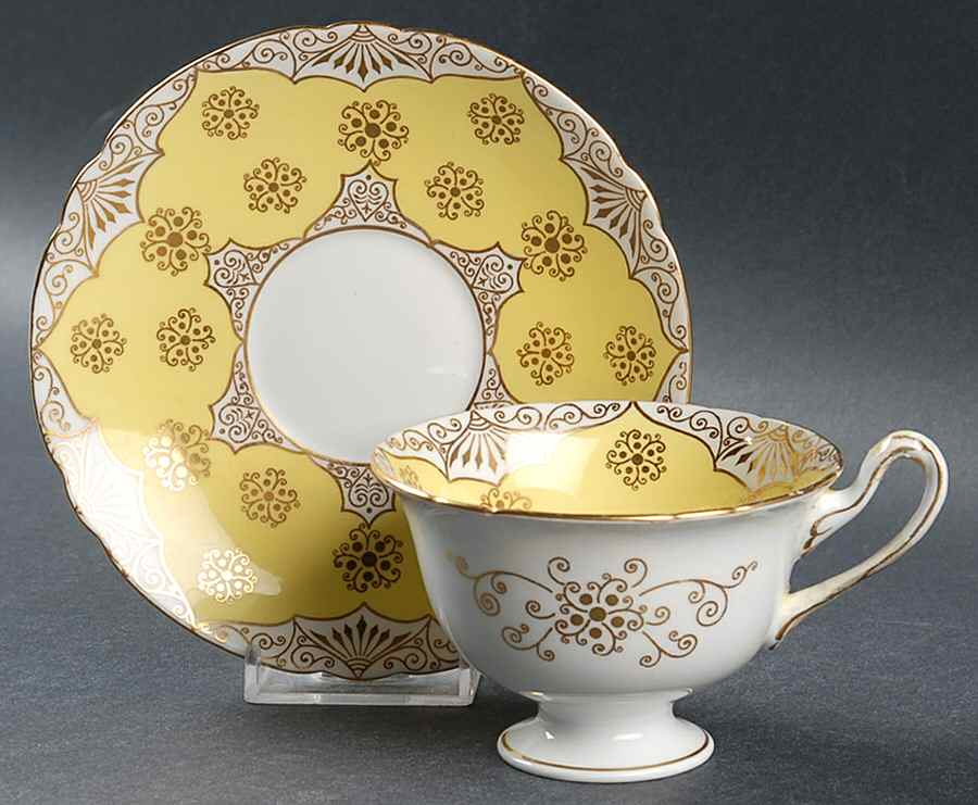 7305 Footed Cup & Saucer Set by Shelley-1
