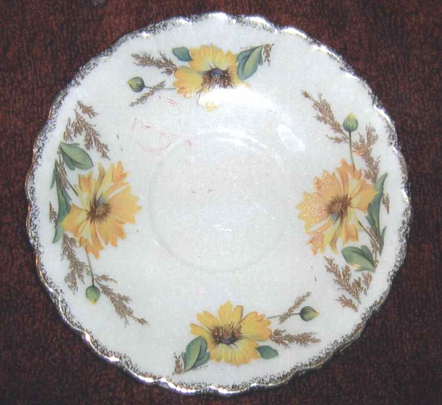 Yellow Daisy (Coupe, Scalloped) Saucer by Sebring Pottery-1