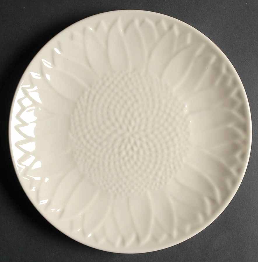 Farmers Market Coupe Salad Plate by Signature-1
