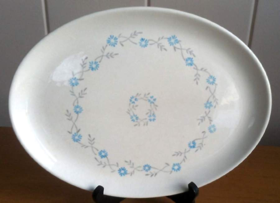 STT378 14" Oval Serving Platter by Stetson-1