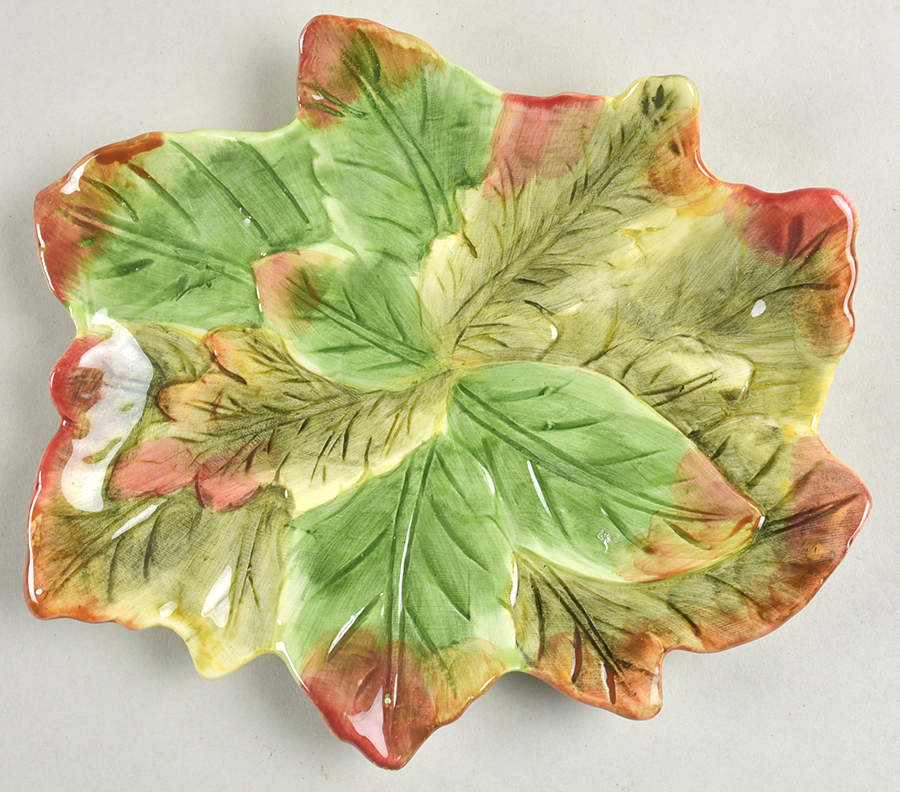 Harvest Figural Collection Underplate for Gravy Boat by Spode-1