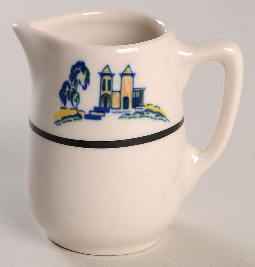 Cloister, The Individual Creamer by Syracuse-1