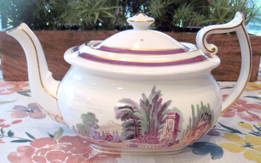 Y7105 Teapot & Lid by Spode-1