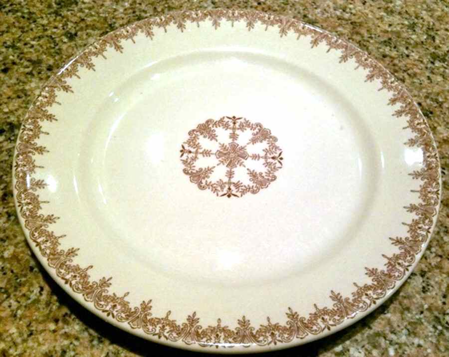 SHO350 Dinner Plate by Shenango-1