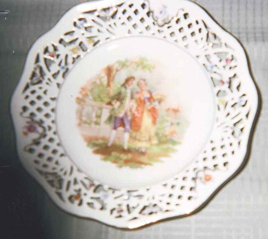 SCH638 Dinner Plate by Schumann - Bavaria-1