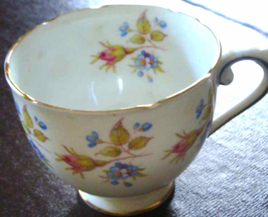 1025 Footed Cup by Stanley China (ENG)-1