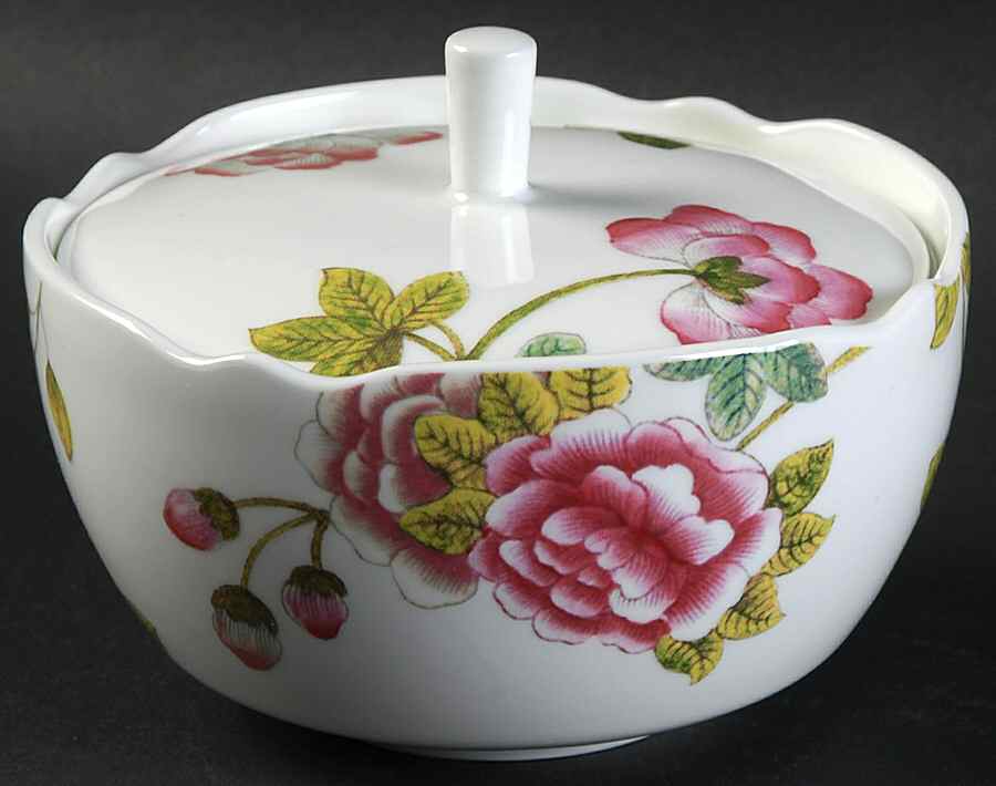 Sophia Sugar Bowl & Lid by Spode-1