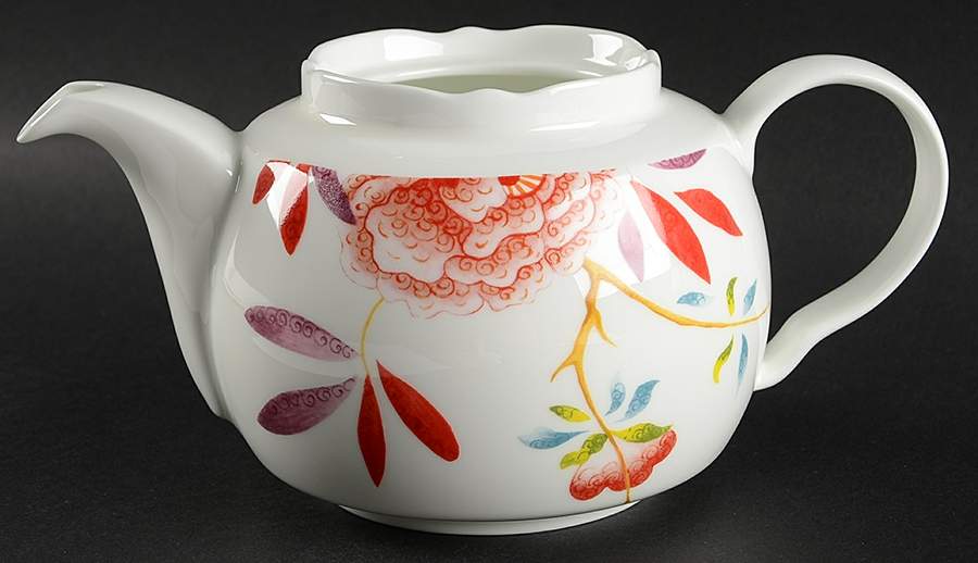 Lucia Teapot No Lid by Spode-1