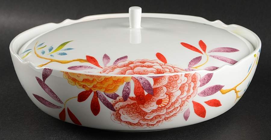 Lucia Round Covered Vegetable by Spode-1