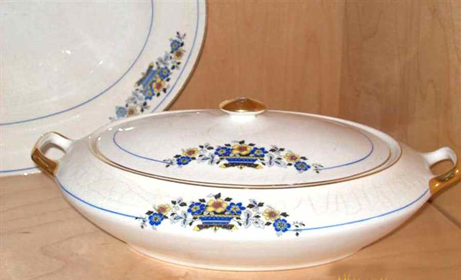 SX9 Oval Covered Vegetable by Saxon-1