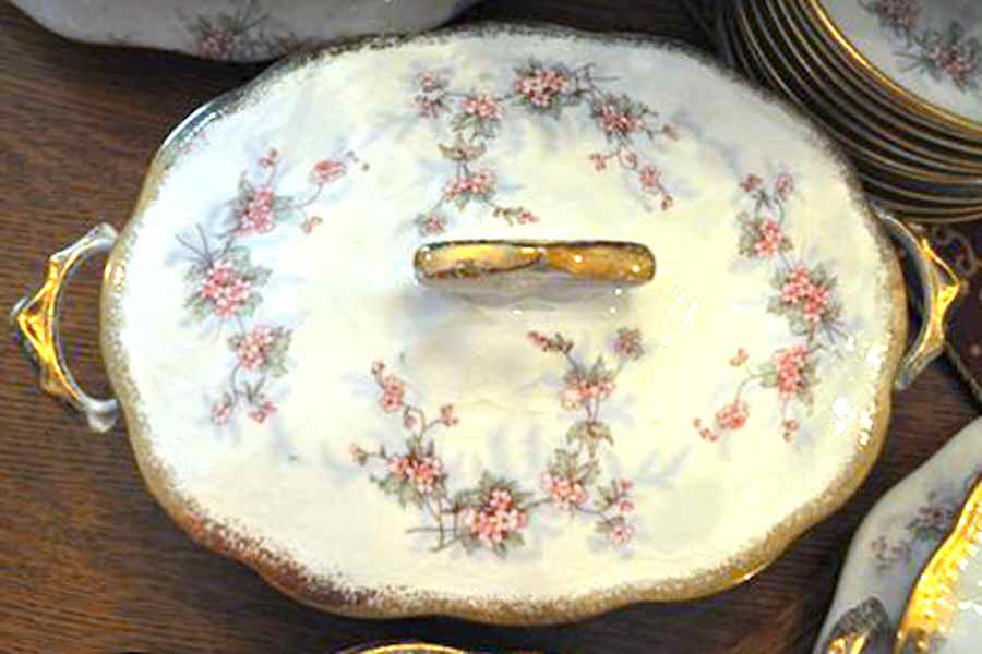 SMP37 Oval Covered Vegetable by Smith Phillips-1