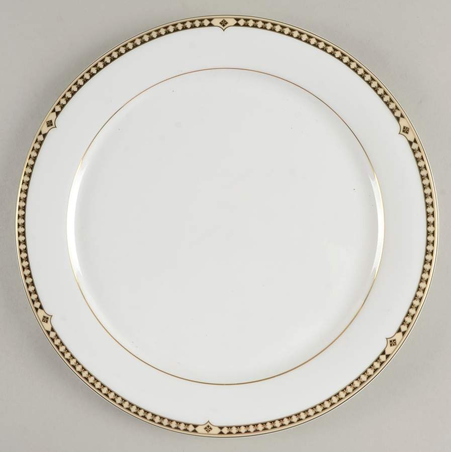 Baroque Dinner Plate by Syracuse-1