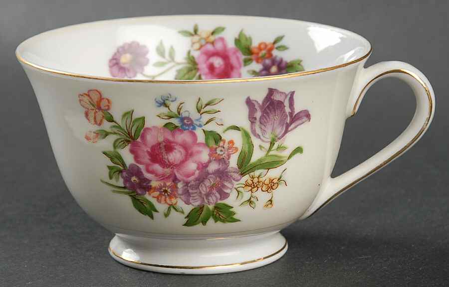 SON112 Footed Cup by Sone-1