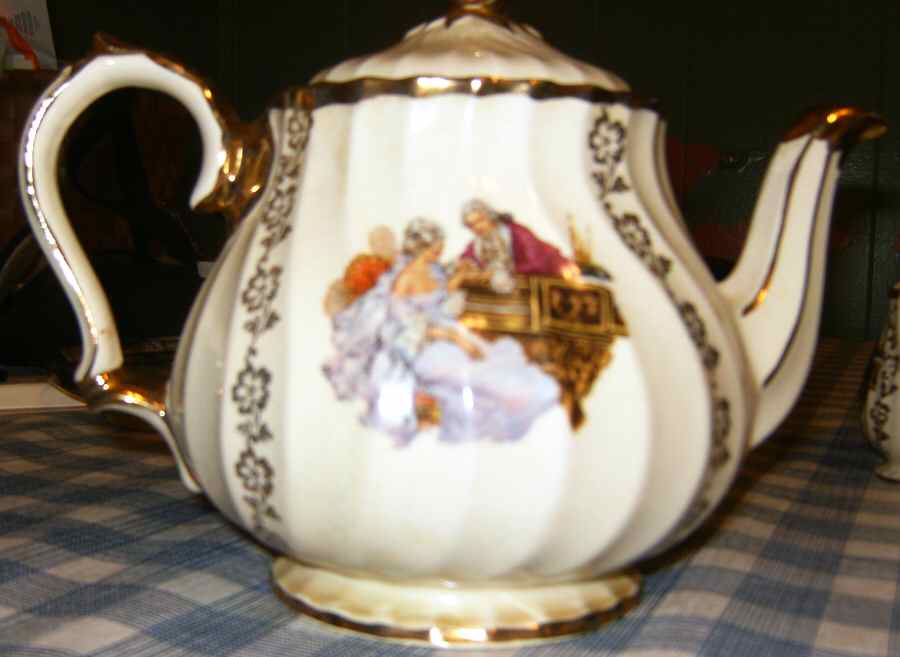2829 Teapot & Lid by Sadler-1