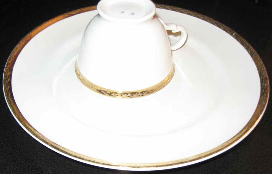 SEB148 Dinner Plate by Sebring Pottery-1