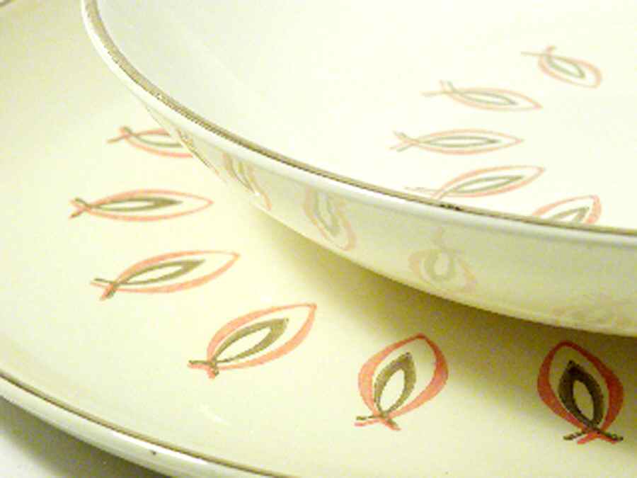 Moderne Dinner Plate by Stetson-1