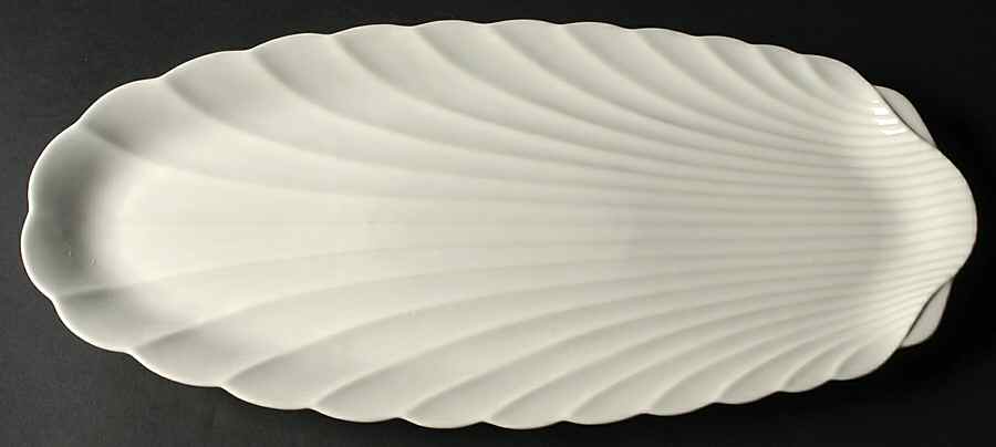 Table Talk White 21" Fish Platter by Studio Nova-1