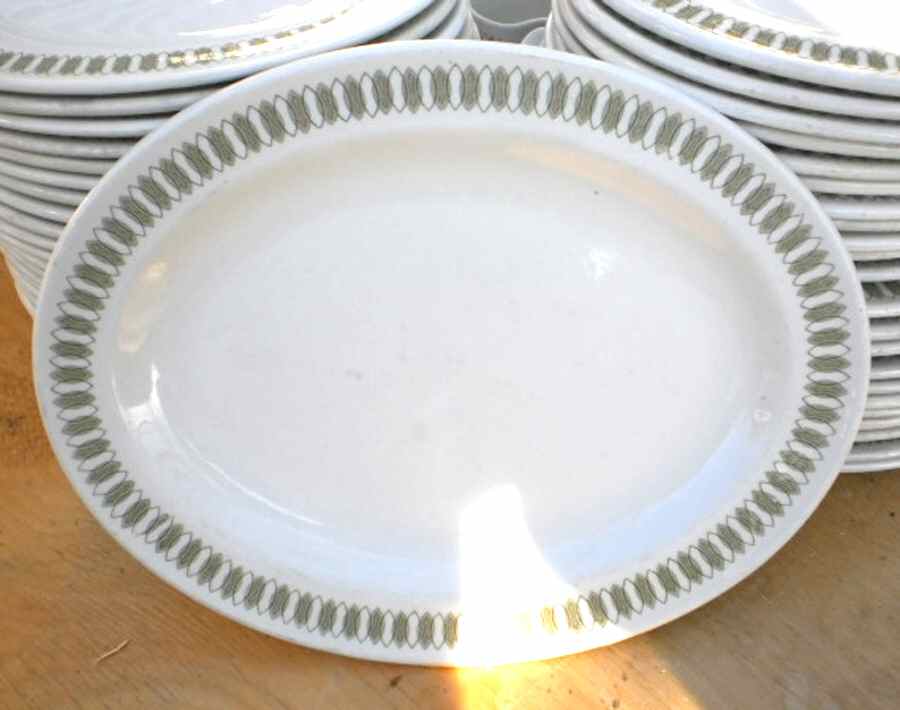 Mayfair 10" Oval Serving Platter by Steelite-1
