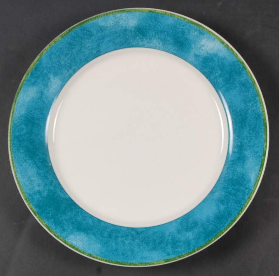 Aquaberry Dinner Plate by Sango-1
