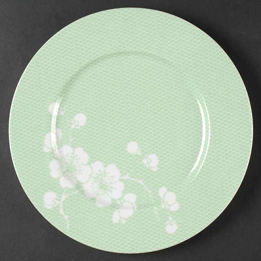 Lotus Lime Green Dinner Plate by Sabre-1