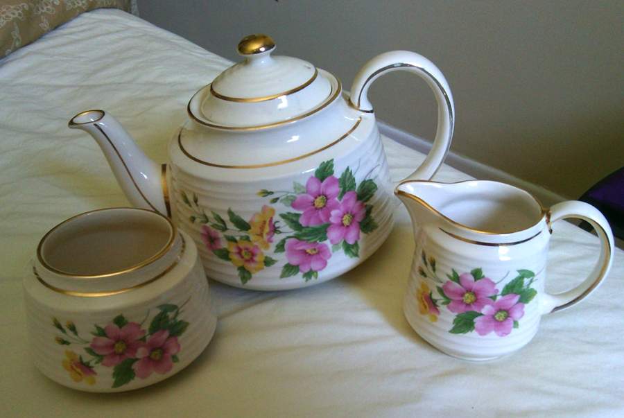 3265 Teapot & Lid by Sadler-1