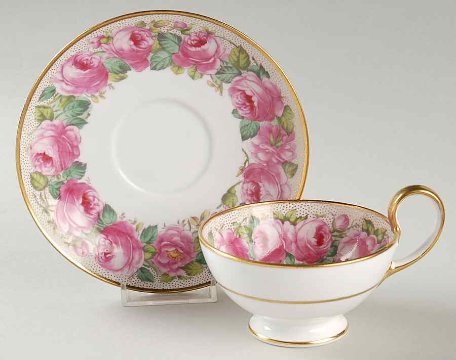 R4733 Footed Cup & Saucer Set by Spode-1