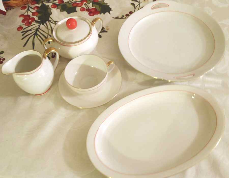 15453 Handled Cake Plate by Seltmann-1