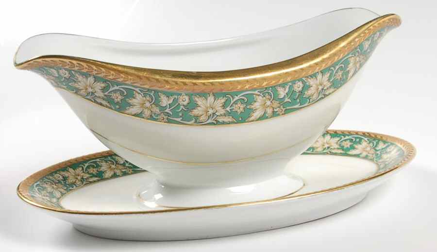 25110 Green Gravy Boat with Attached Underplate by Schumann - Bavaria-1