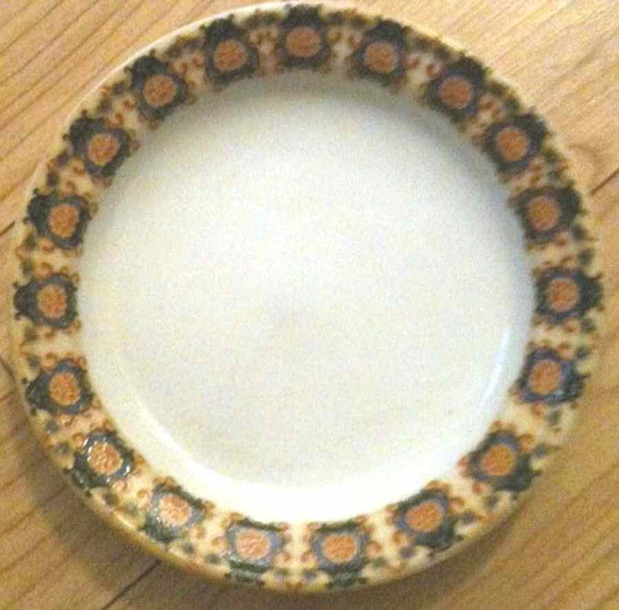 SUZ4 Bread & Butter Plate by Satsuma-1